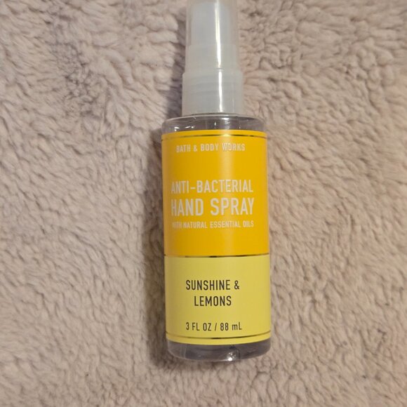 Bath & Body Works Anti-Bacterial 1 fl oz. Hand Spray + Bonus 3 fl oz. Hand Spray - Picture 2 of 7